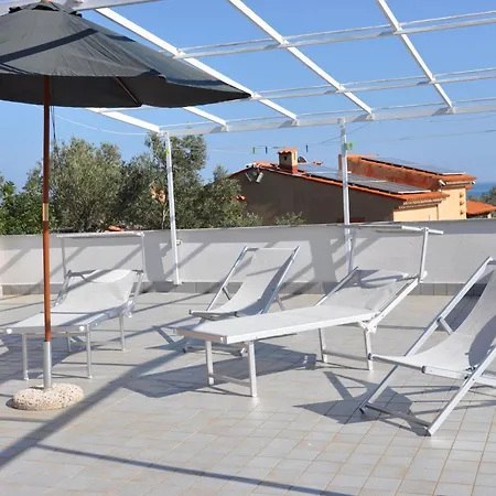 Villa Paolina Ceriale - App. 6 Posti Exterior photo