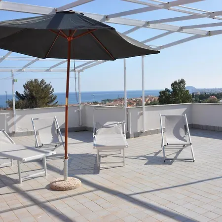 Villa Paolina Ceriale - App. 6 Posti Exterior photo